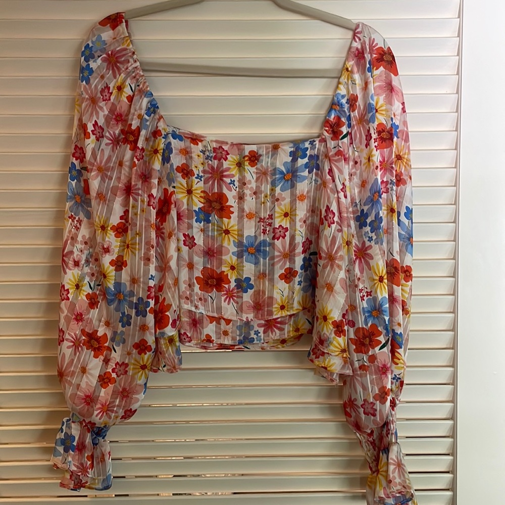 Buddy Love cropped floral top.
